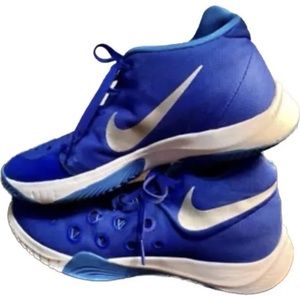 Nike Hyperquickness basketball shoes royal blue
